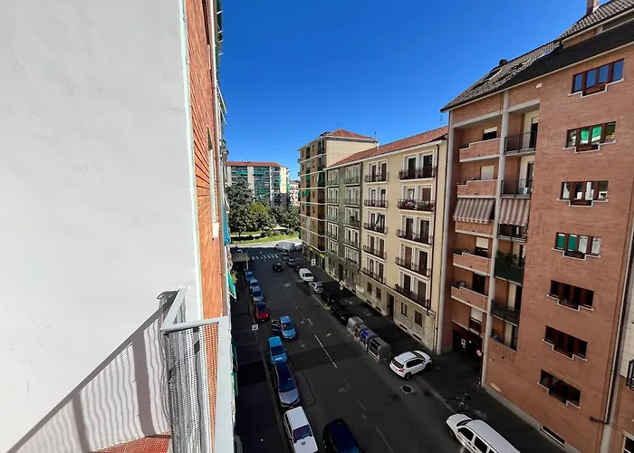 Minu House - Confortevole Vicino Al Centro Apartamento Turim