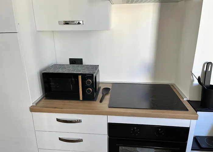 Minu House - Confortevole Vicino Al Centro 아파트